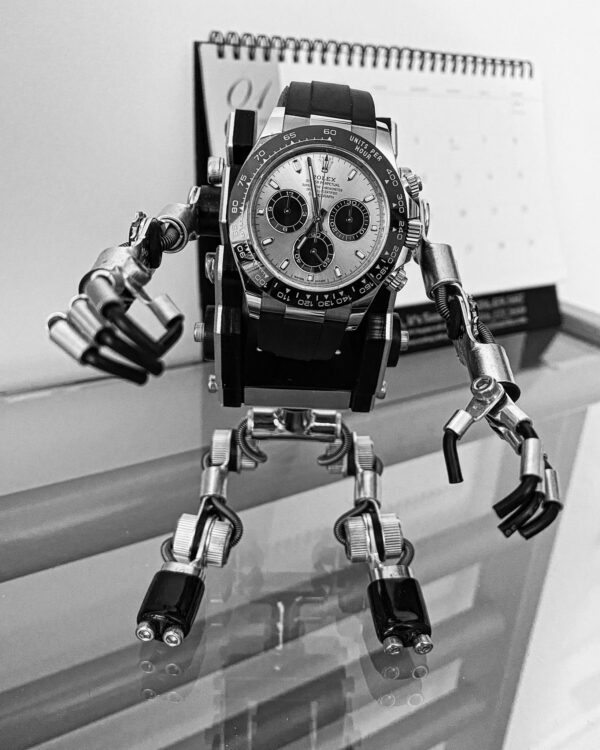 secondary watch market