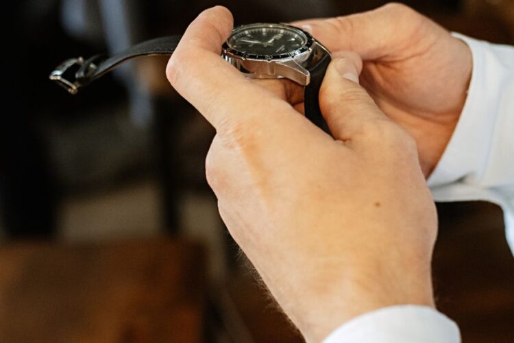 luxury watch cleaning rolex stainless steel