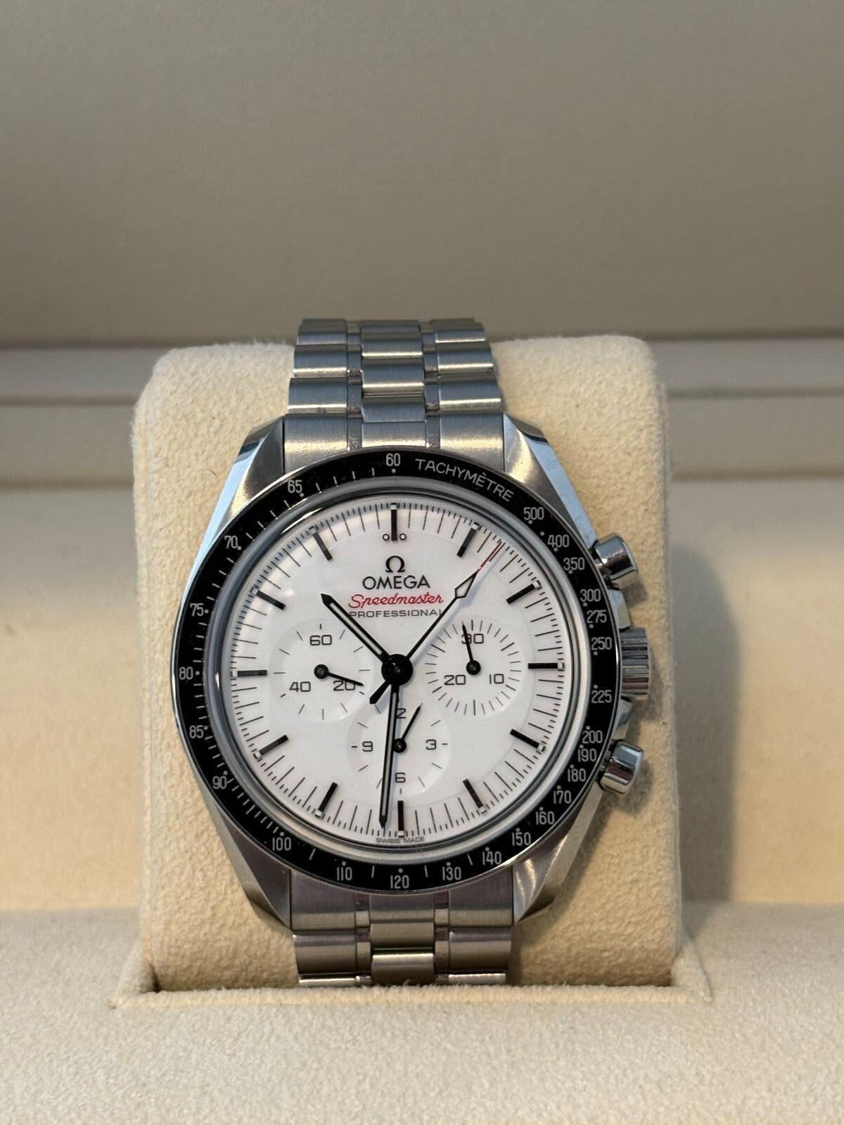 2025 Omega Speedmaster 42mm