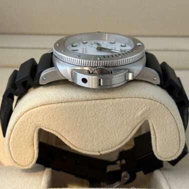 panerai submersible 42mm 1