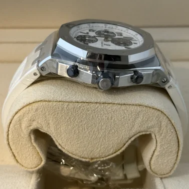 Audemars Piguet Royal Oak Offshore 42mm Steel 2010 crown-side profile