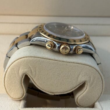 rolex daytona 40mm steel and yellow gold 2006 1