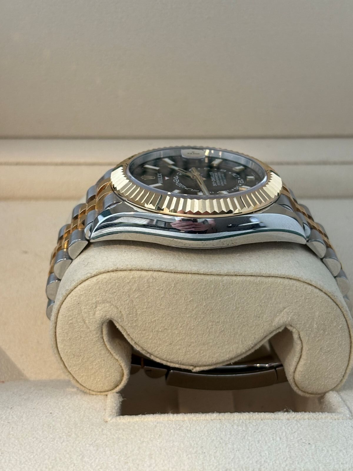 rolex sky dweller 43mm steel and yellow gold 2022 2