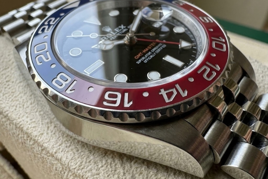 toronto watch exchange rolex pepsi cerachrom bezel macro detail